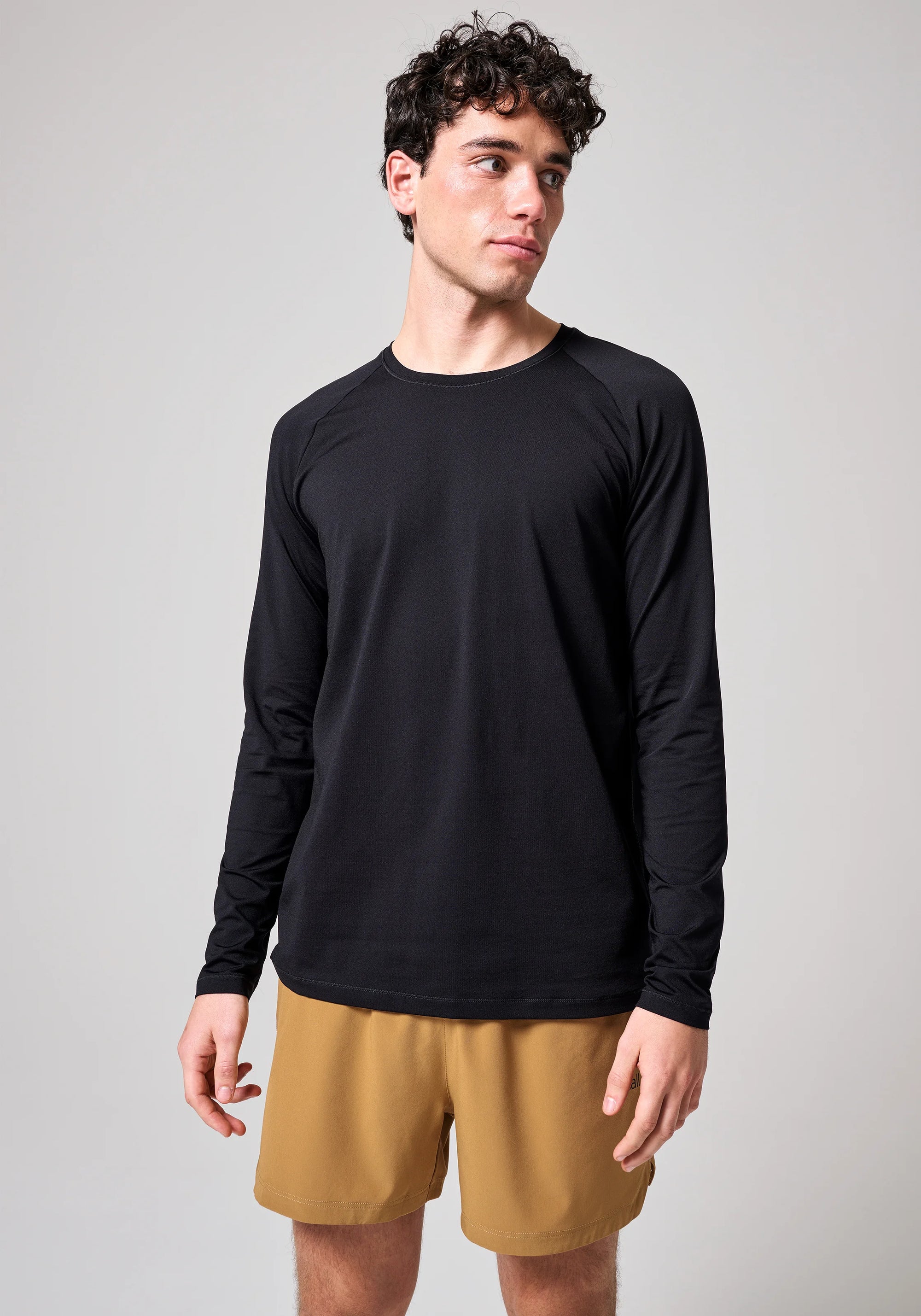 M Essential Long Sleeve - Black