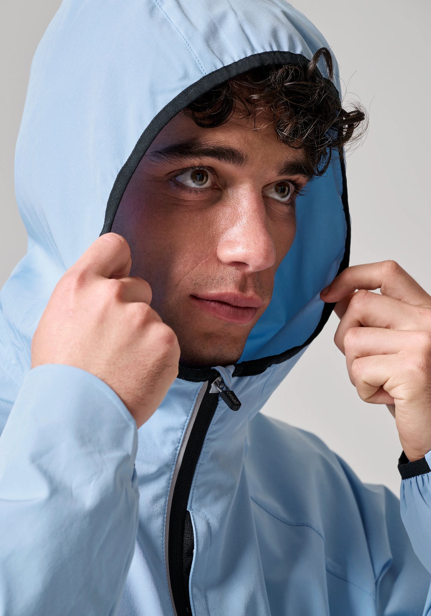M Dynamic Windbreaker Anorak - Sky Blue