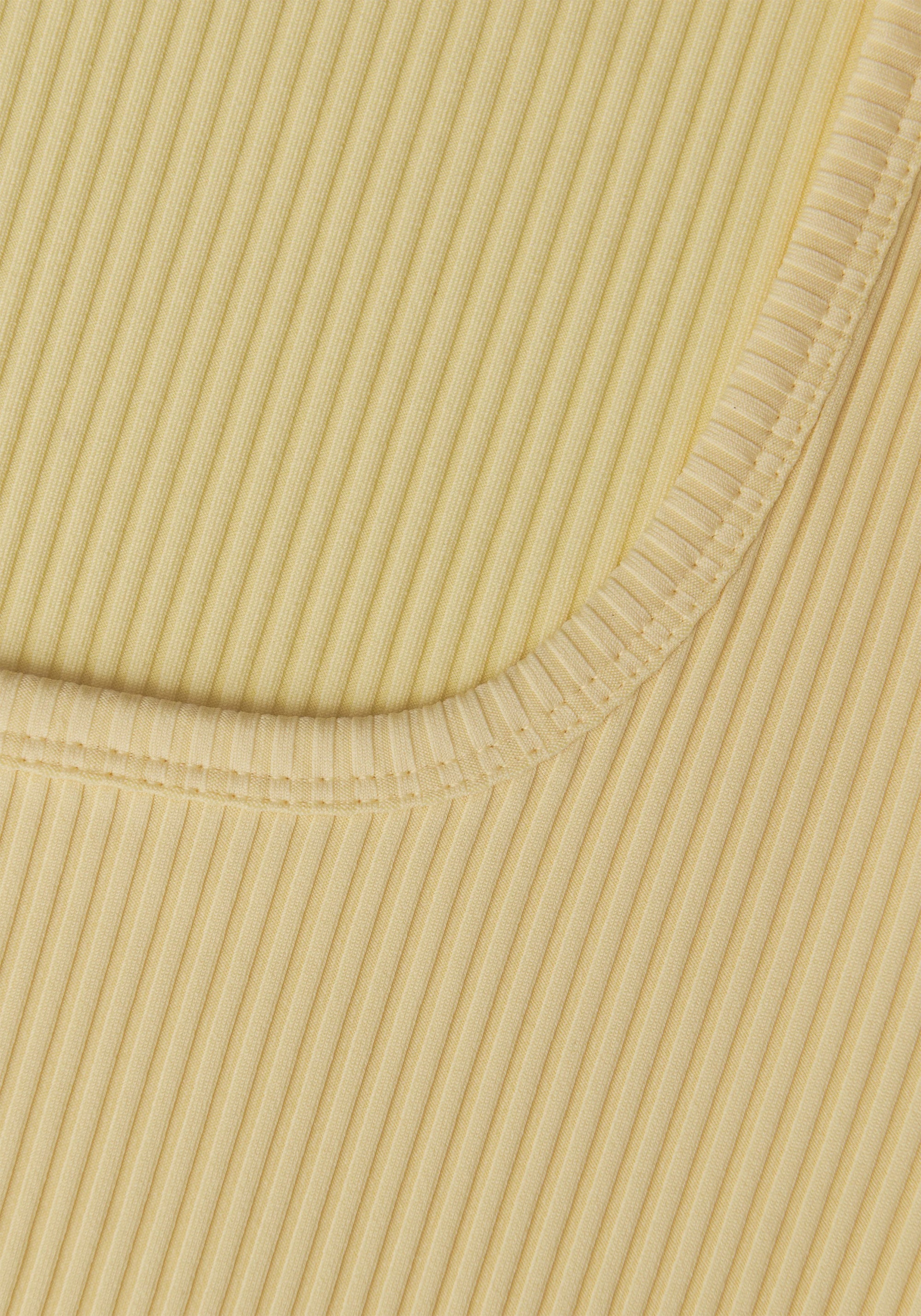 Scoop Rib Tee - Yellow Steam