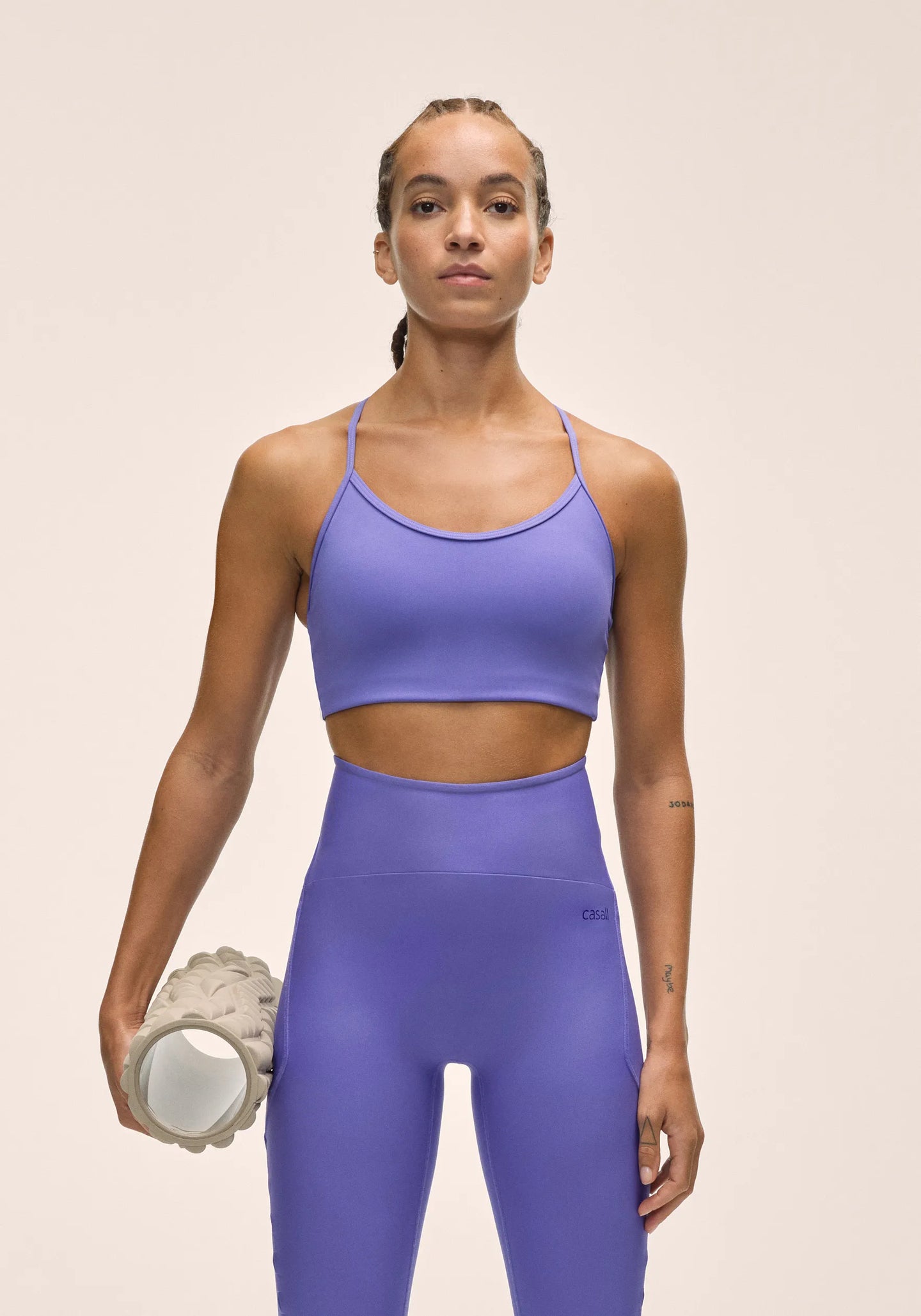 Sleek Strappy Sports Bra - Violet Pulse