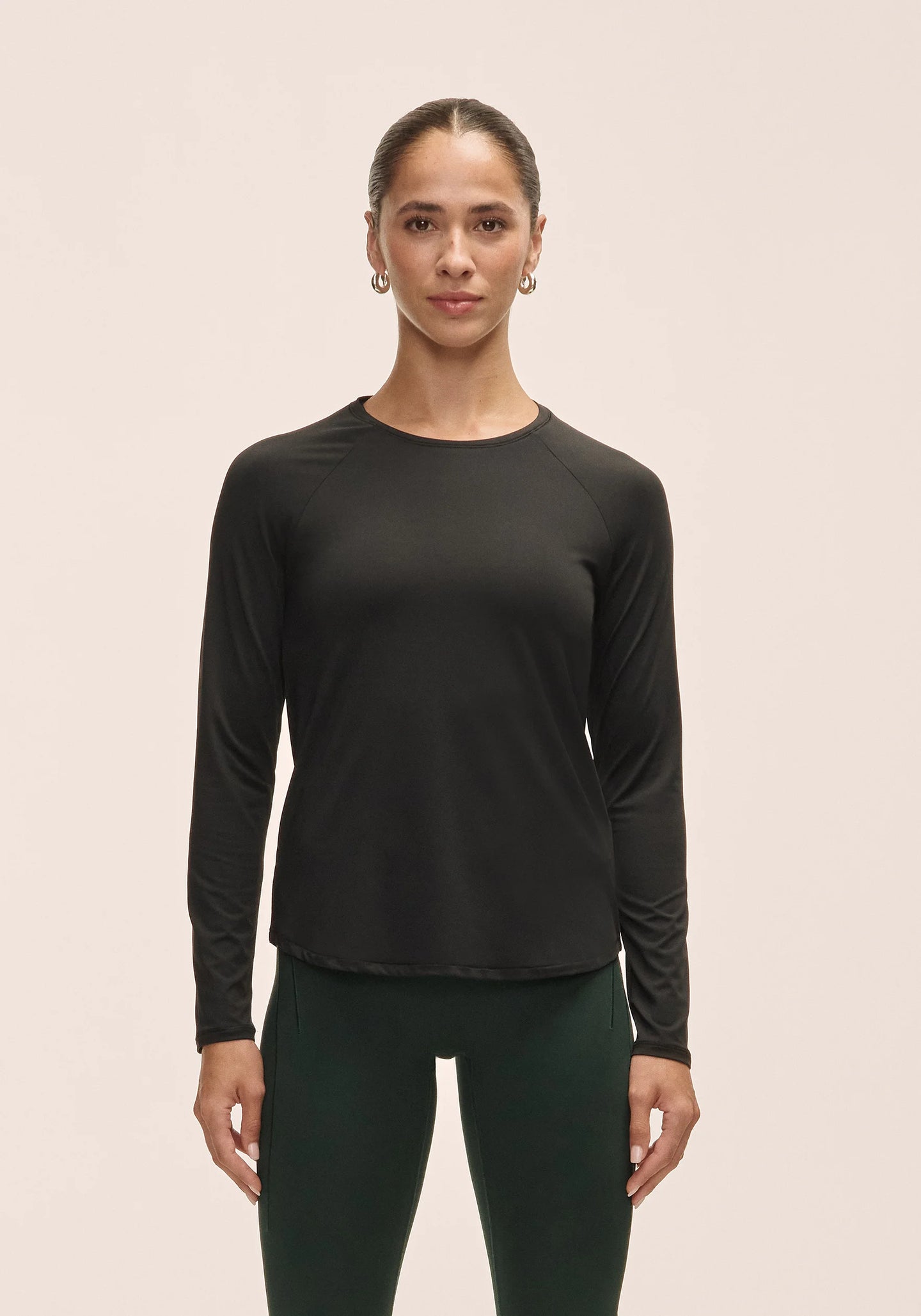 Essential Long Sleeve - Black