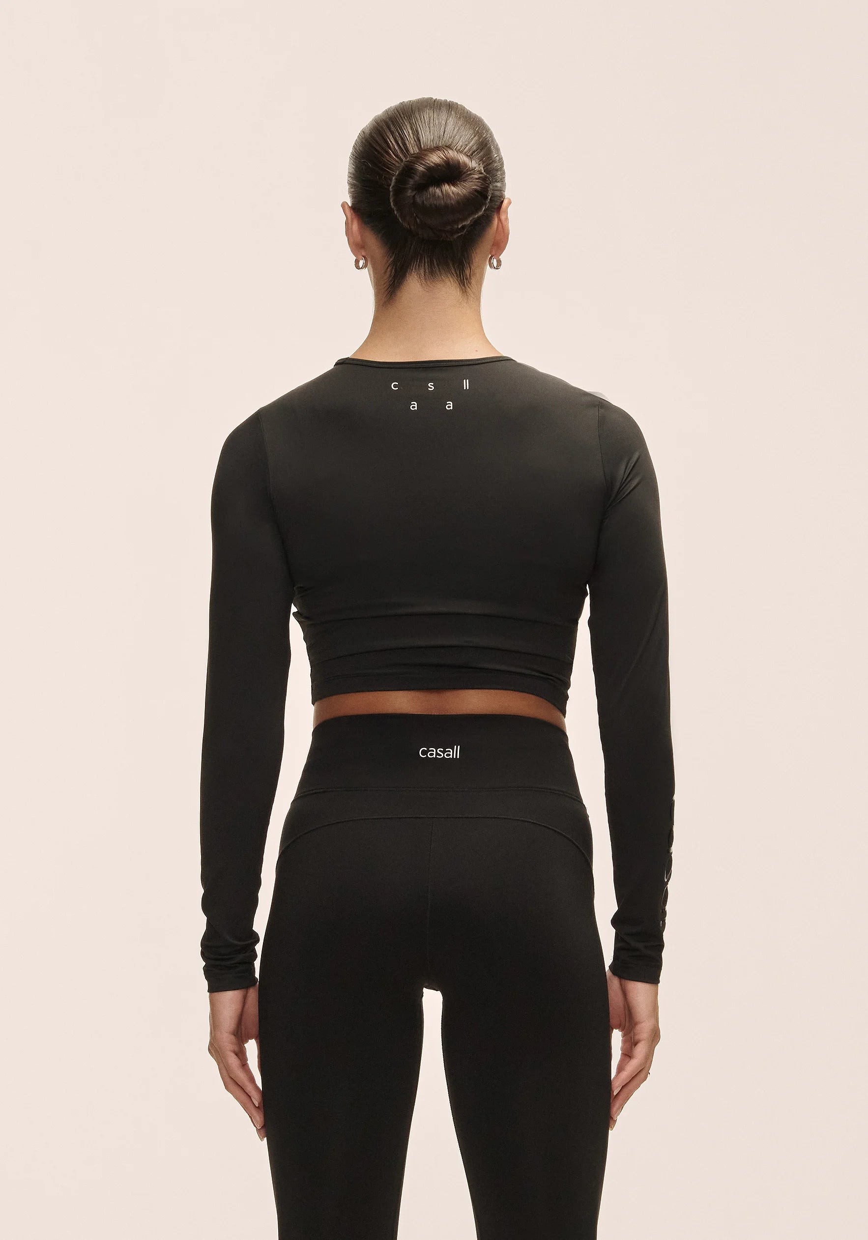 Graphic Crop Long Sleeve - Black