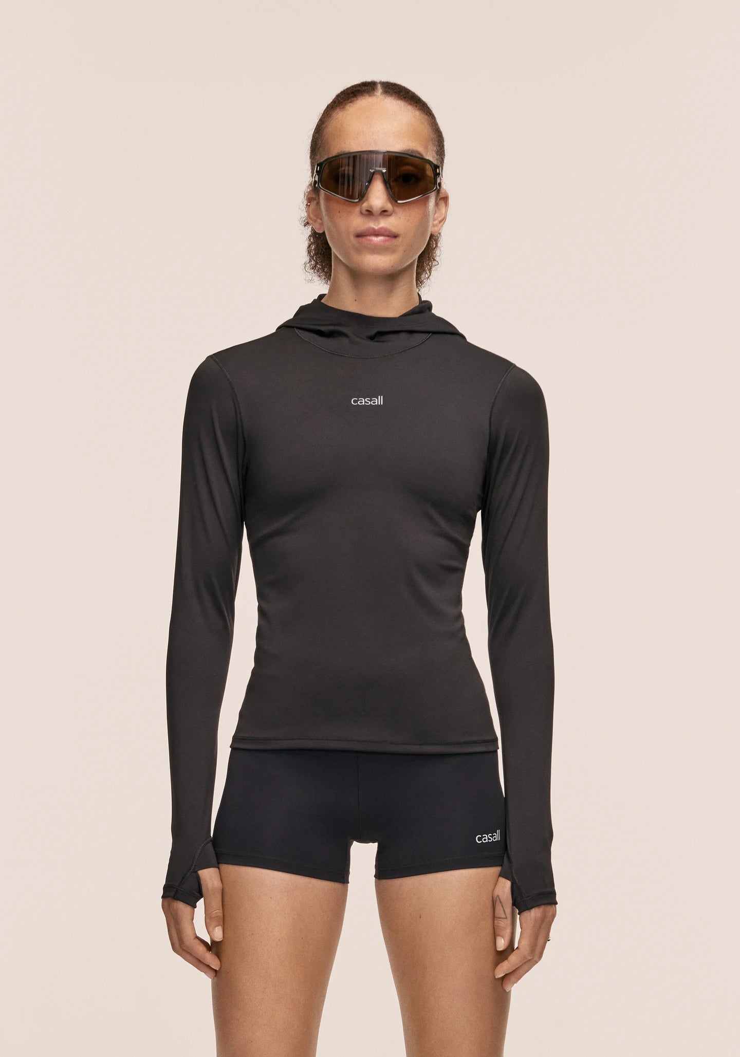 Neat Long Sleeve Hood - Black