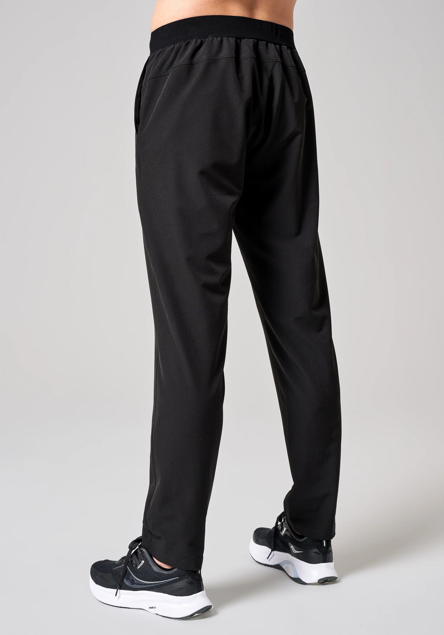 M Slim Woven Pants - Black
