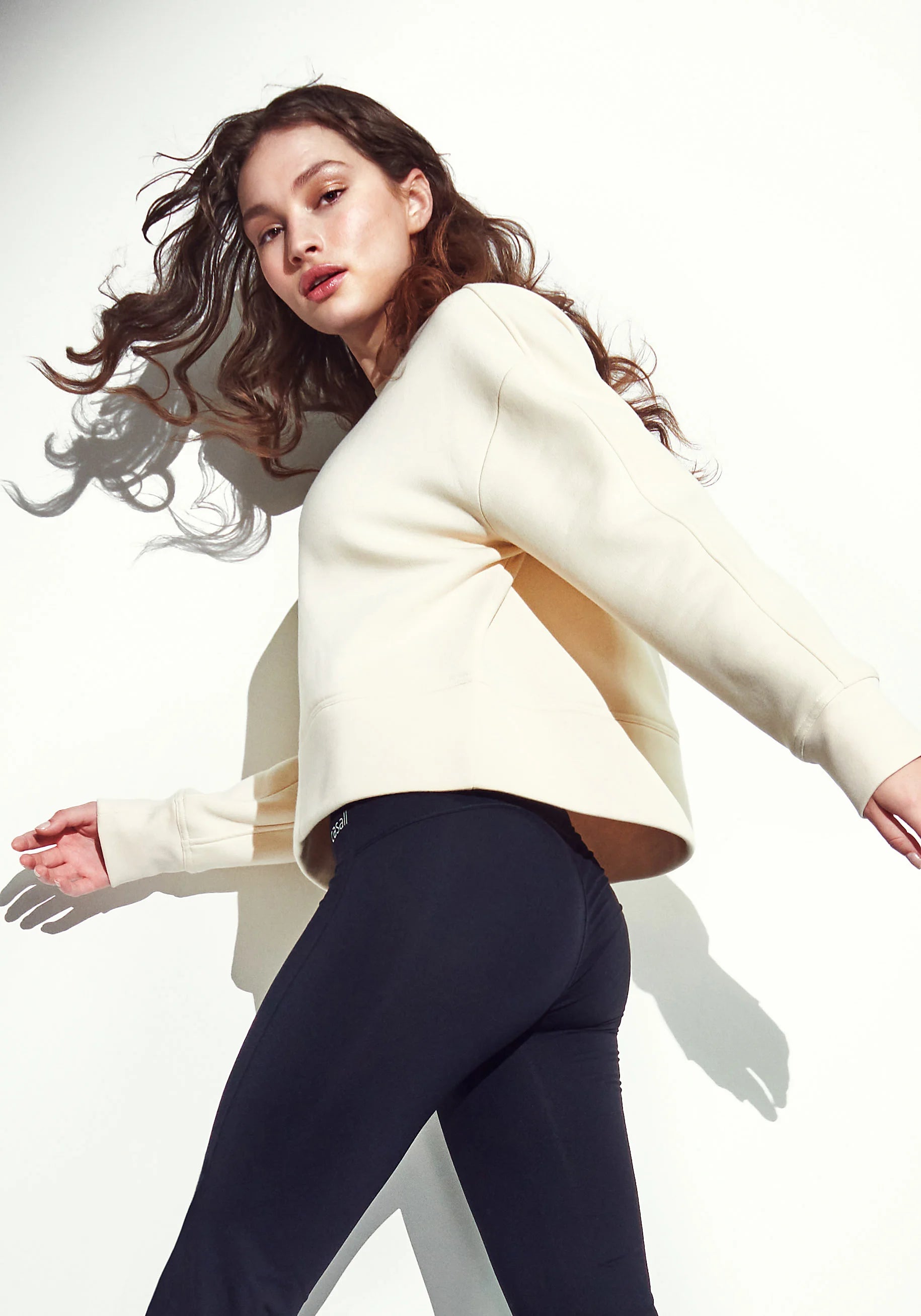 Boxy Crew Neck Sweatshirt - Light Sand