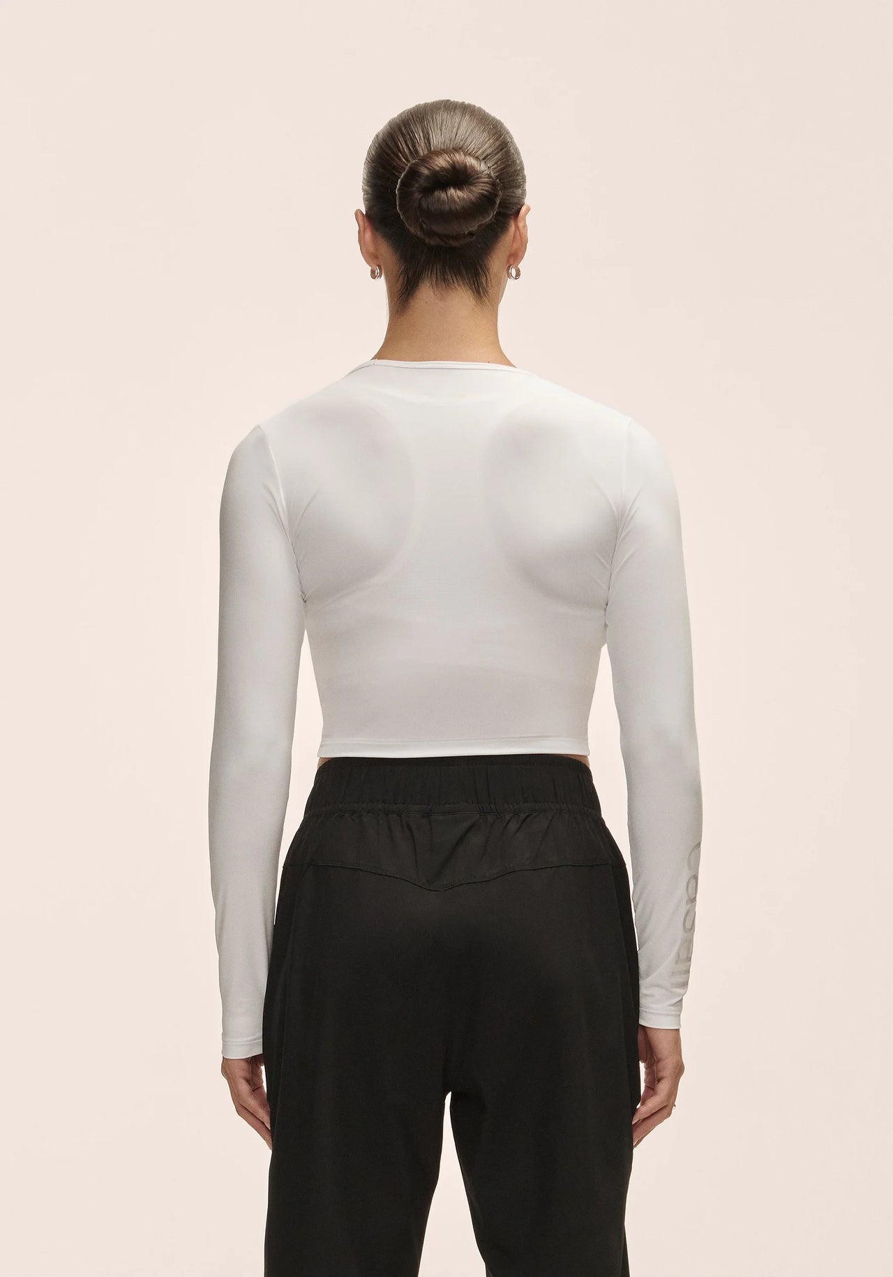 Graphic Crop Long Sleeve - White