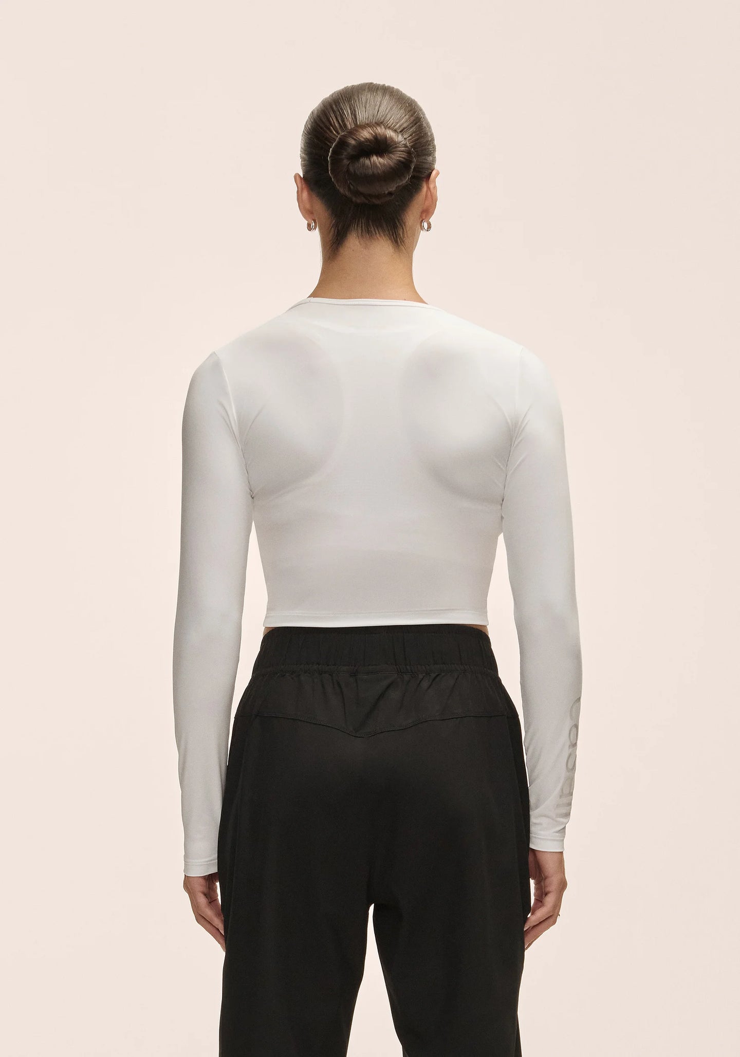 Graphic Crop Long Sleeve - White