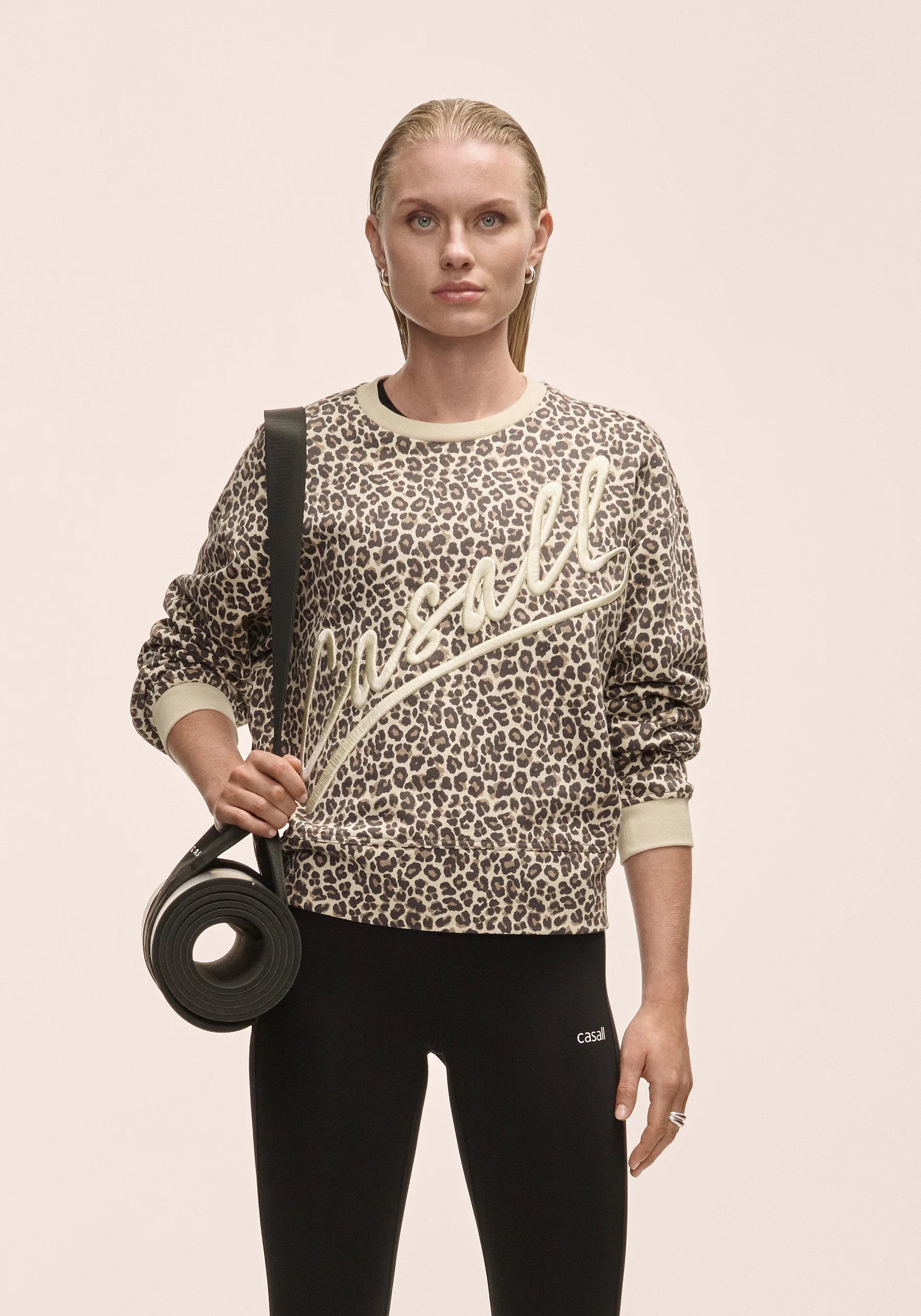 Leo Terry Crew Neck - Leo Print