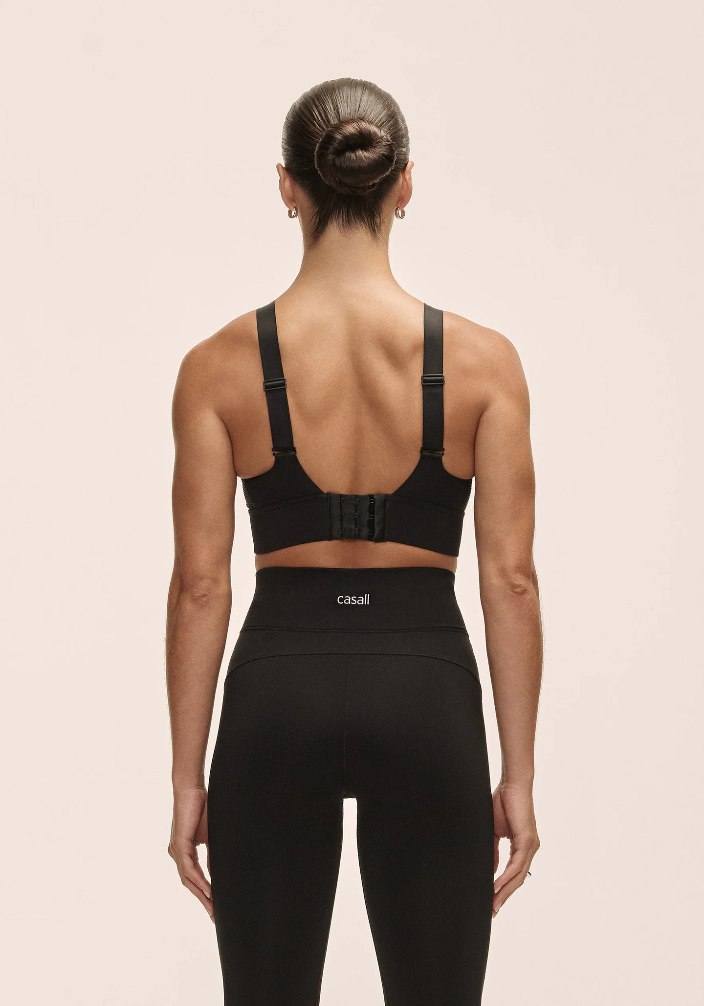 Iconic Adjustable Sports Bra - Black