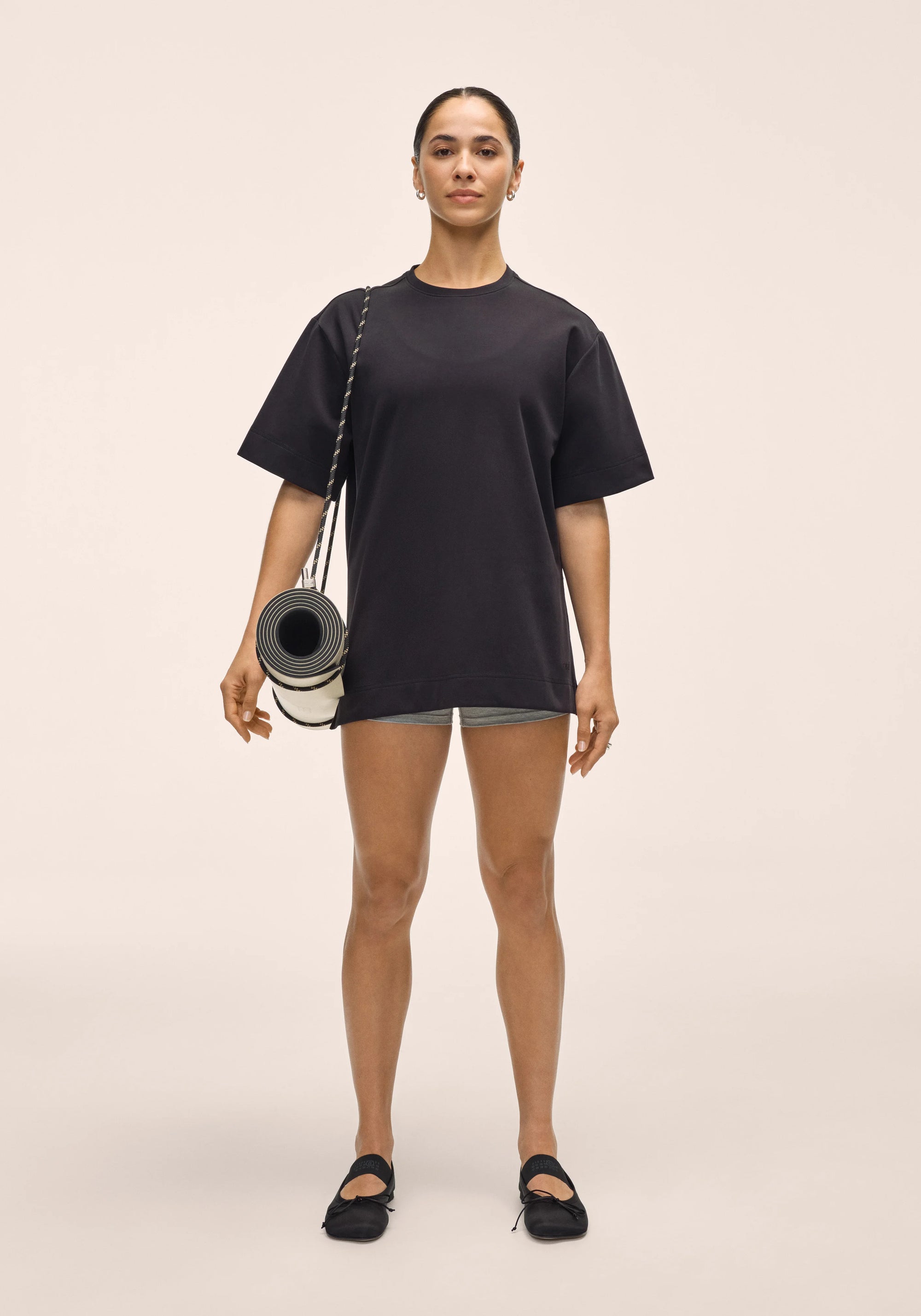 Aria Oversize Tee - Black