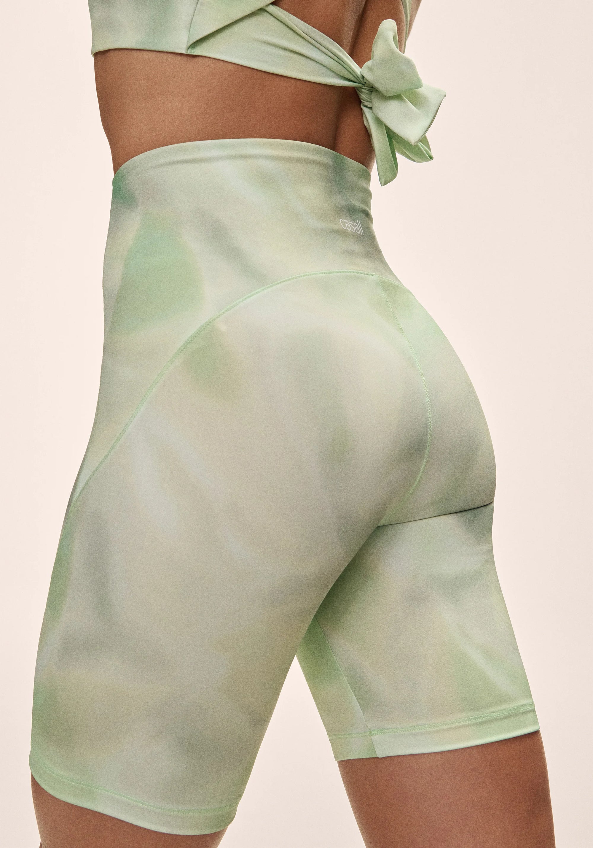 High Waist Bike Shorts - Illusion Green