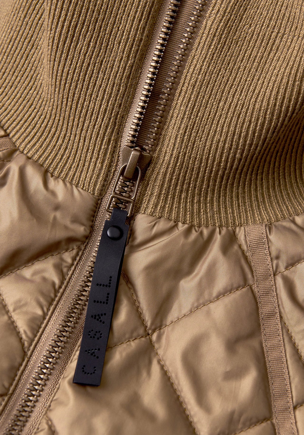 Nordic Quilted Jacket - Light Khaki