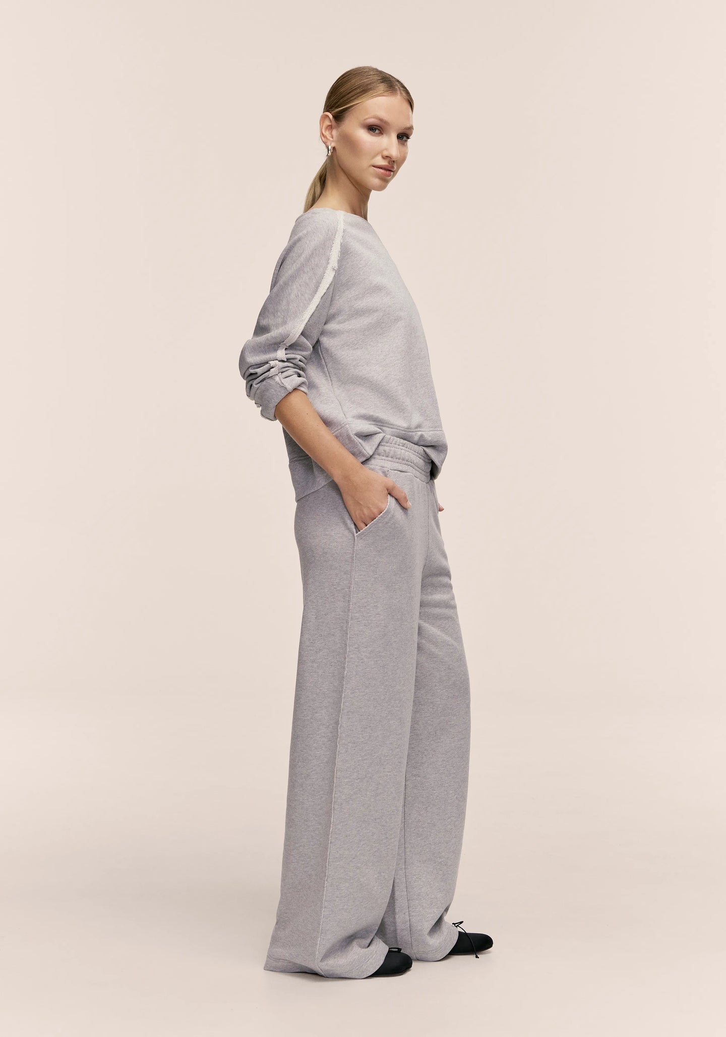 Reversed Seam Terry Loose Pants - Grey Melange