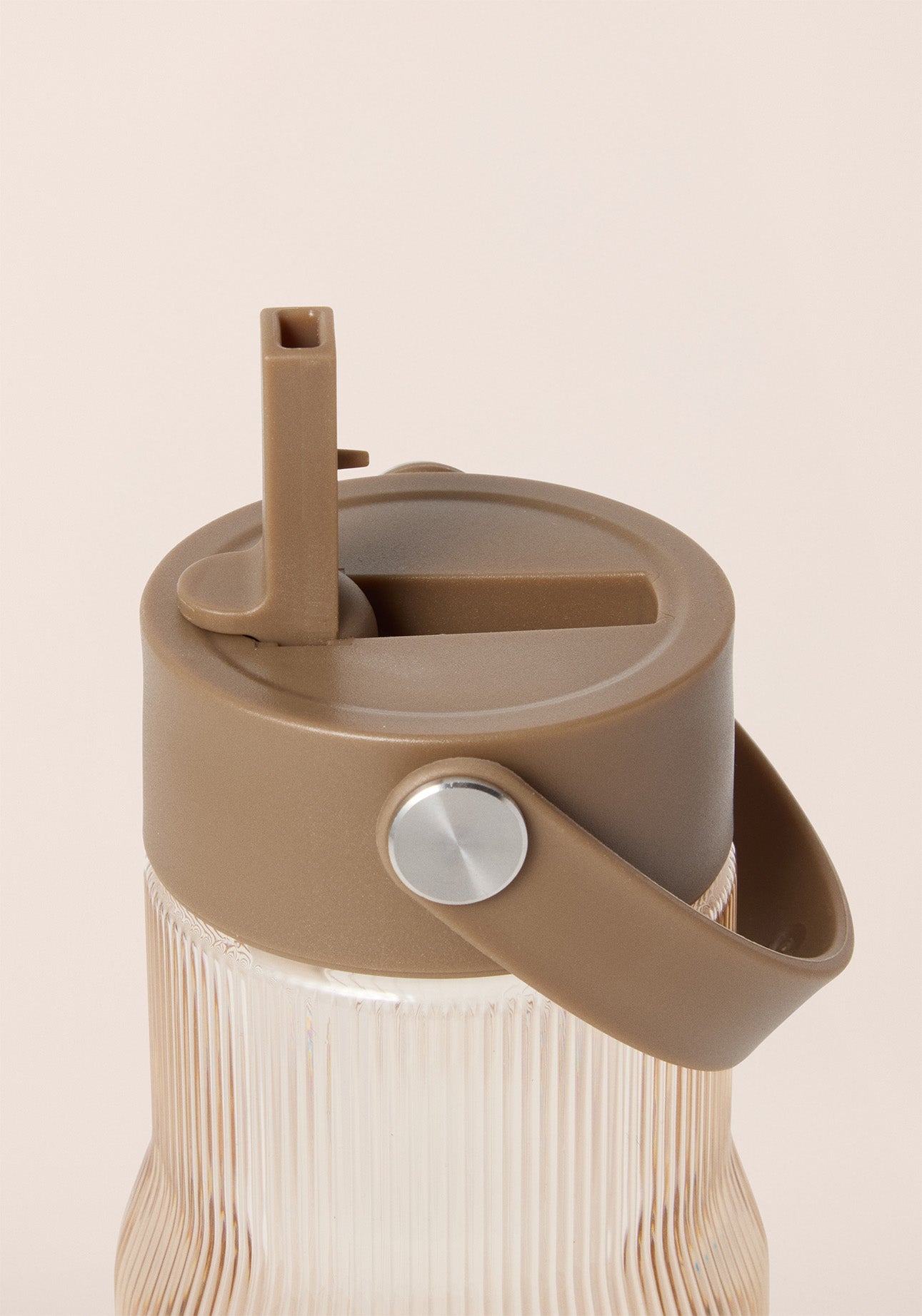 Fluted Flip Straw Tumbler 0,85L - Light Cashmere