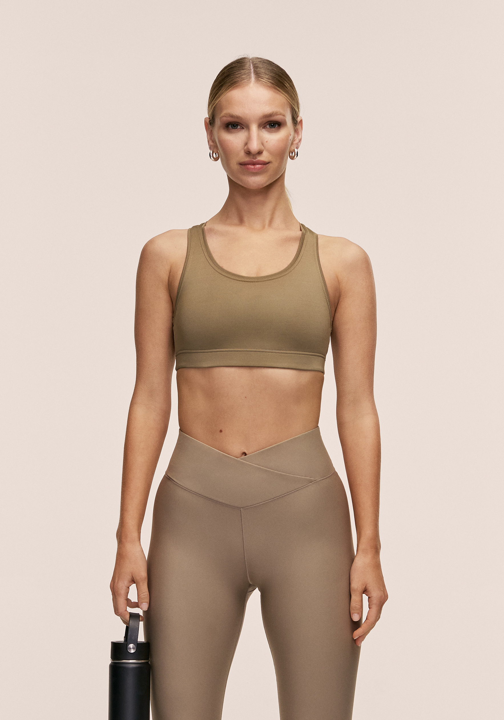 Iconic Sports Bra - Light Khaki